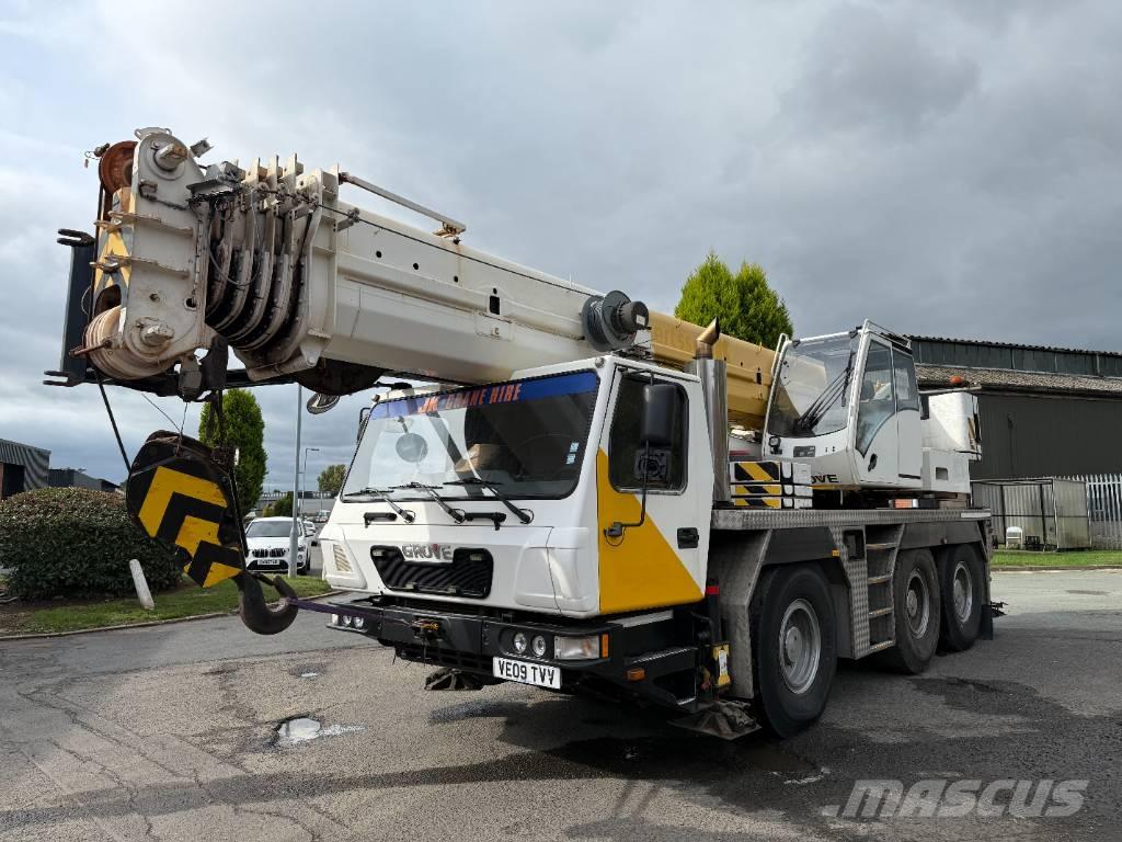 Grove GMK 3055 Macara pentru orice teren