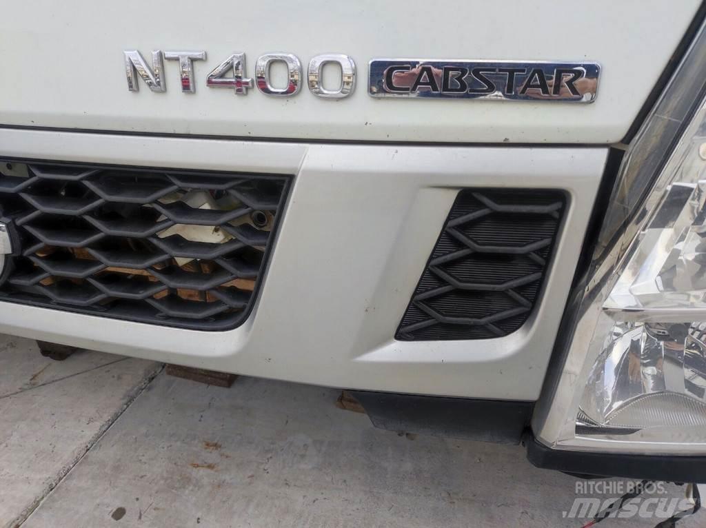 Nissan NT400 Cabine si interior