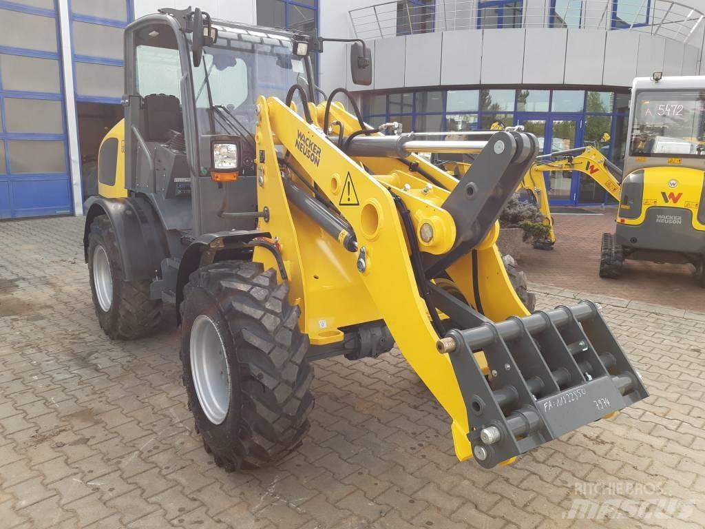 Wacker Neuson WL 54 Incarcator pe pneuri