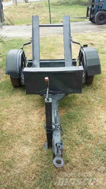 Ackermann 750 Alte remorci