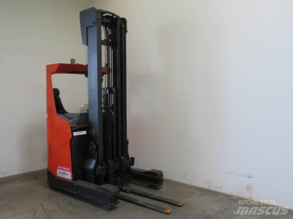 BT RR E 160 H Stivuitor cu catarg retractabil