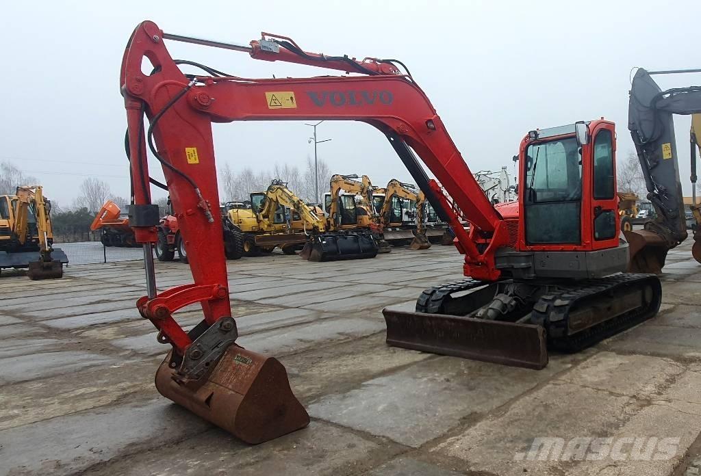 Volvo ECR 88 D Excavatoare 7t - 12t