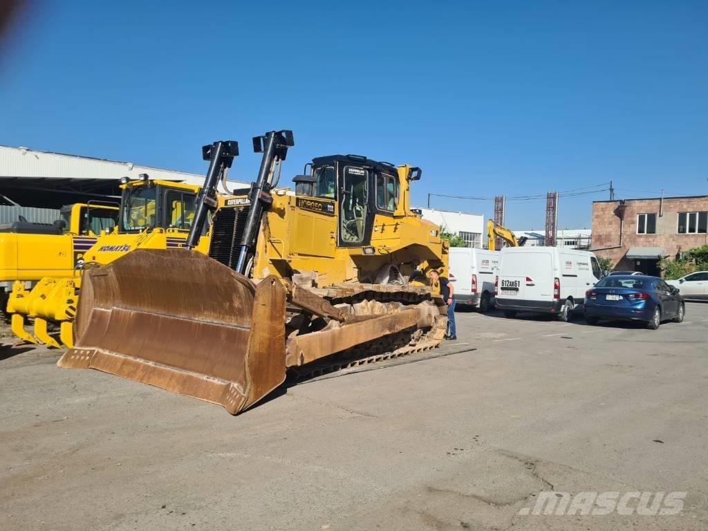 CAT D8R Buldozere pe senile