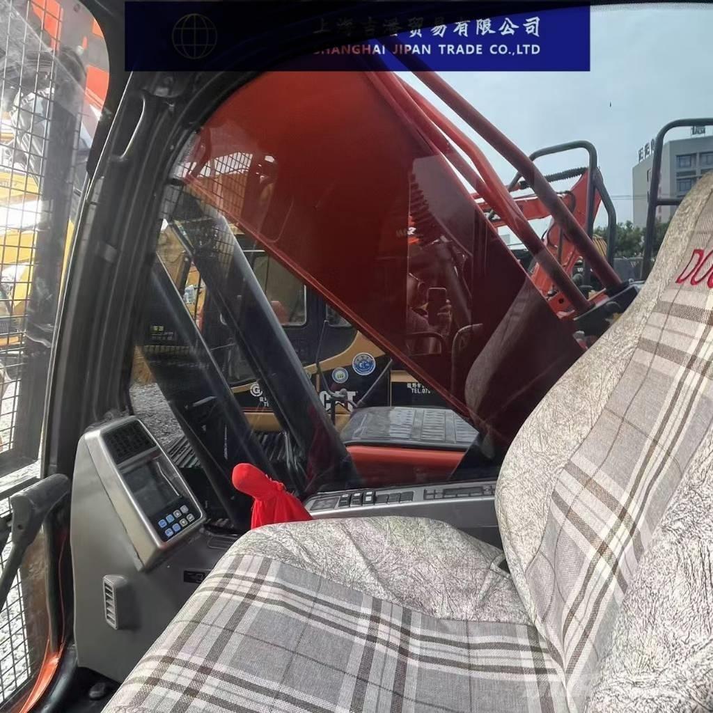 Doosan DX 300 LC Excavatoare pe șenile
