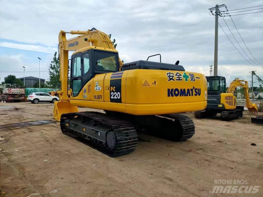 Komatsu PC 220 Excavatoare pe șenile
