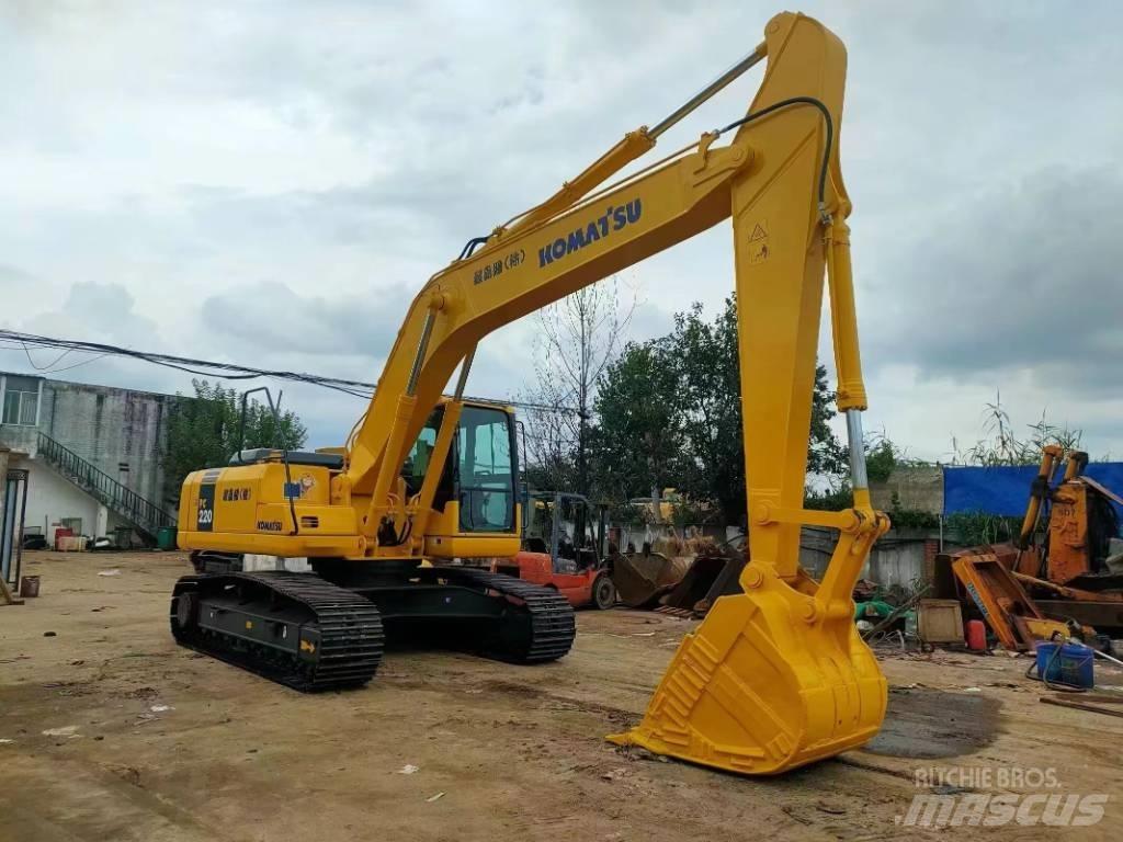 Komatsu PC 220 Excavatoare pe șenile
