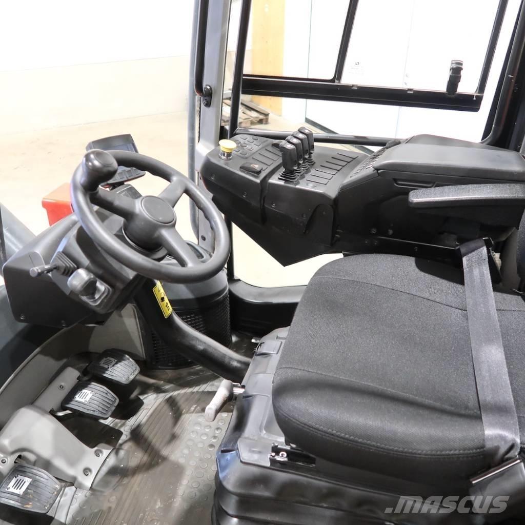 Kalmar DCG 160-12 Stivuitor diesel