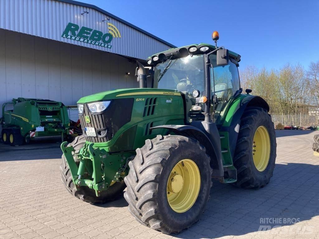 John Deere 6210R Tractoare