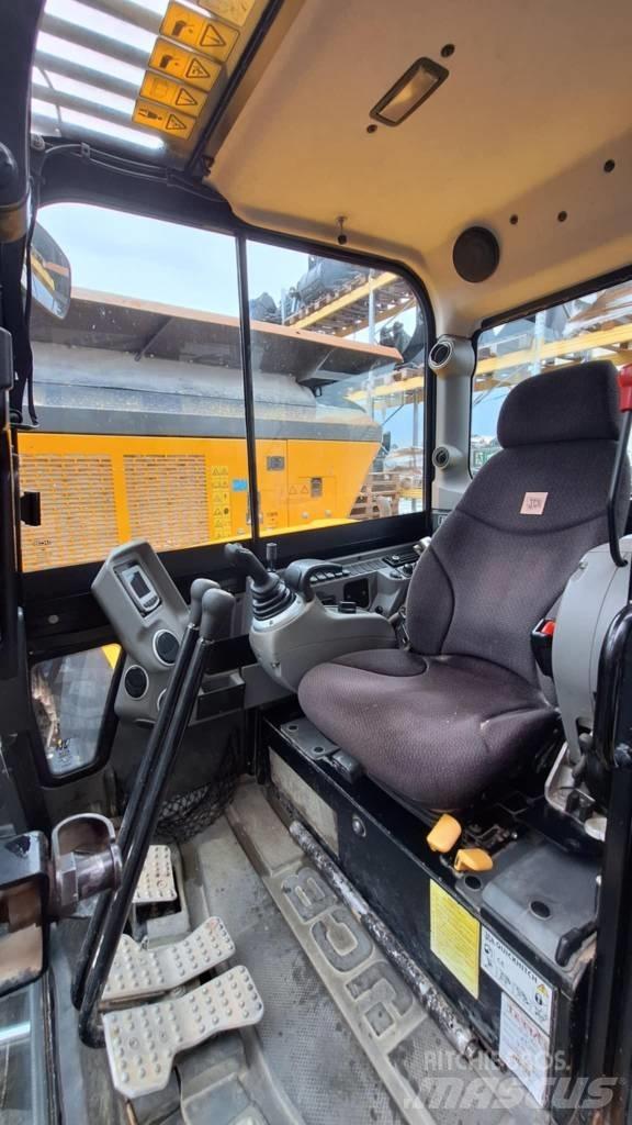 JCB 100 C Excavatoare 7t - 12t