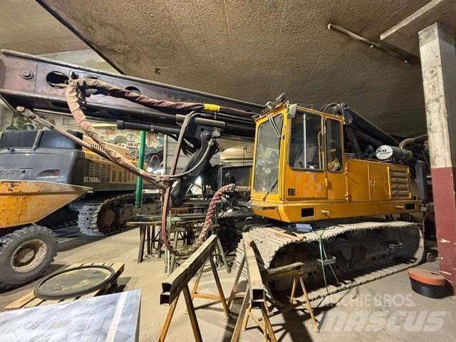 Åkerman Banut H14B Ciocane hidraulice batut piloni