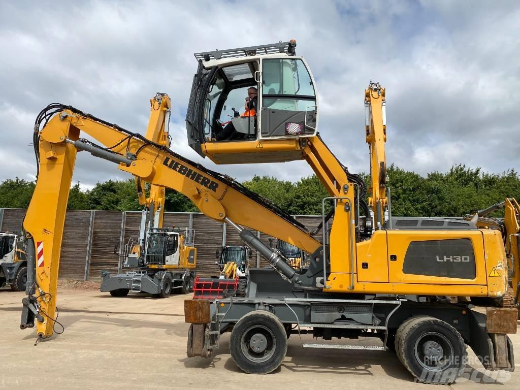 Liebherr LH 30 M# Paleta de manipulare