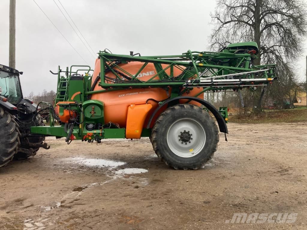 Amazone UX 5200 Tractoare agricole sprayers