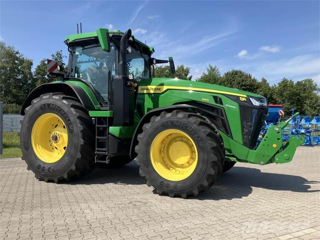 John Deere 8R 340 Tractoare