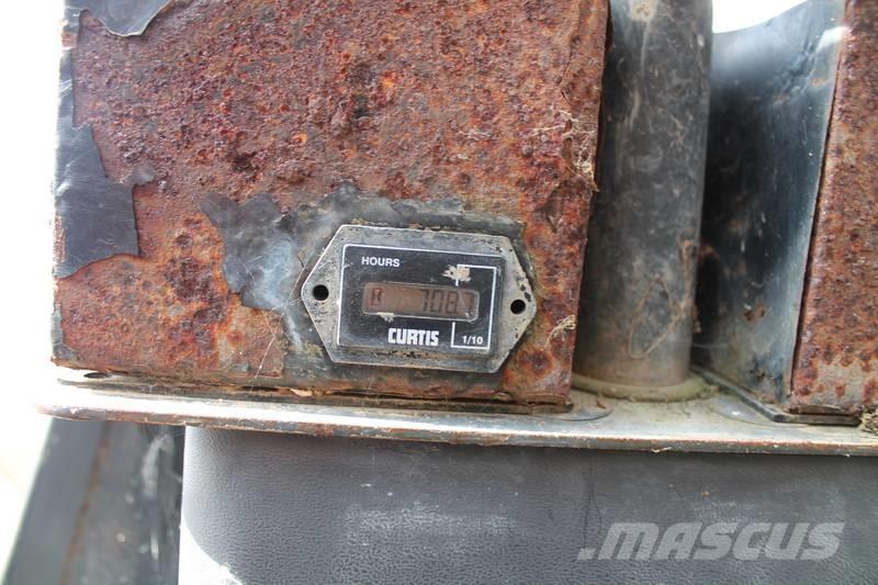 Terex TA 3 S Minitractor de teren