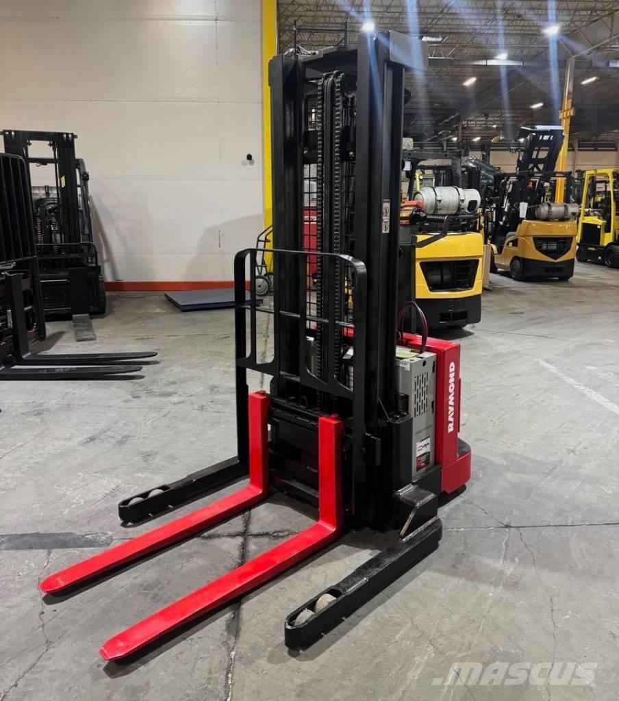 Raymond RSS40 Transpaleti autopropulsanti