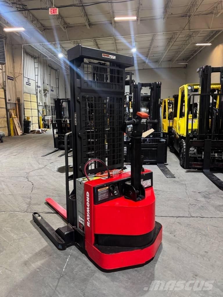 Raymond RSS40 Transpaleti autopropulsanti