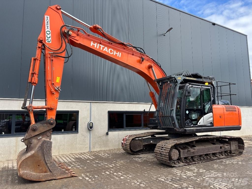 Hitachi ZX 210 LC-6 Excavatoare pe șenile
