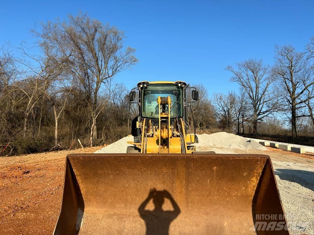 CAT 924 K Incarcator pe pneuri