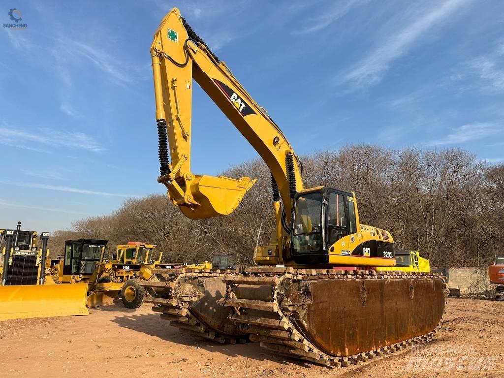CAT 320 C L Excavator amfibiu