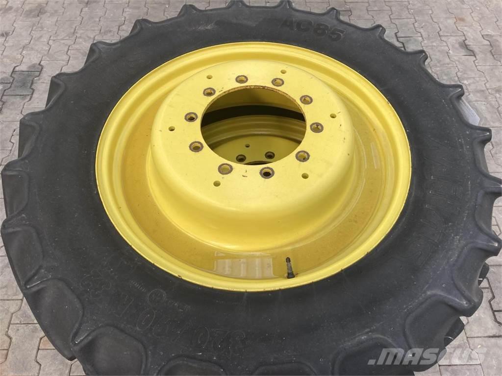 Mitas 320/90R32 Roti
