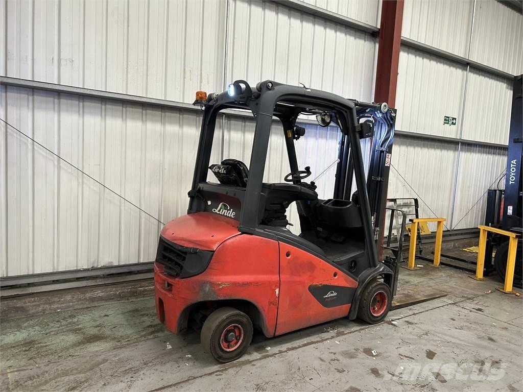 Linde H20D-01 Stivuitor diesel