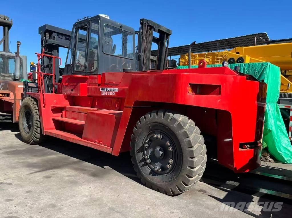 Mitsubishi FD 30 T Stivuitor diesel