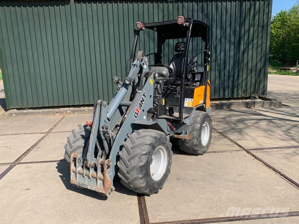 GiANT V 452 T Incarcatoare multifunctionale