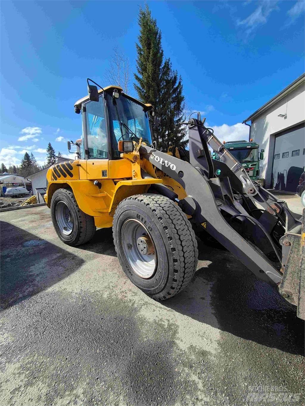 Volvo L45 Incarcator pe pneuri