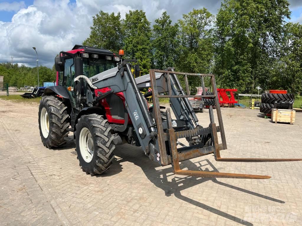 Valtra A 93 Tractoare