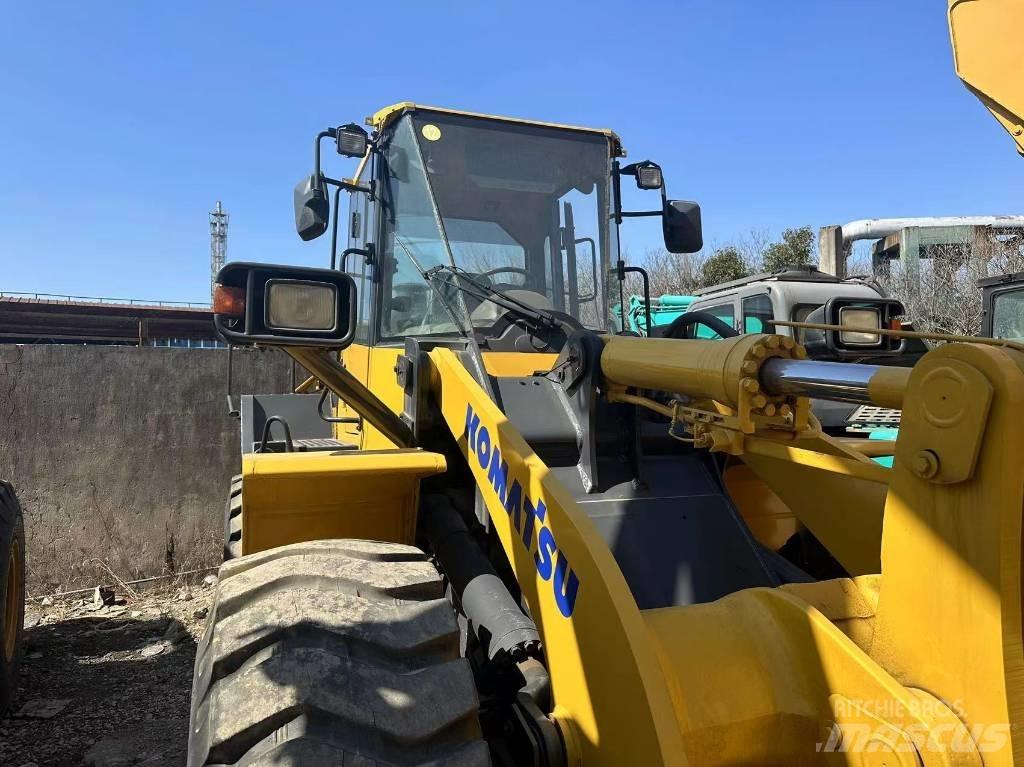 Komatsu WA380-6 Incarcator pe pneuri