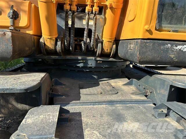 Hyundai 210W Excavatoare cu roti