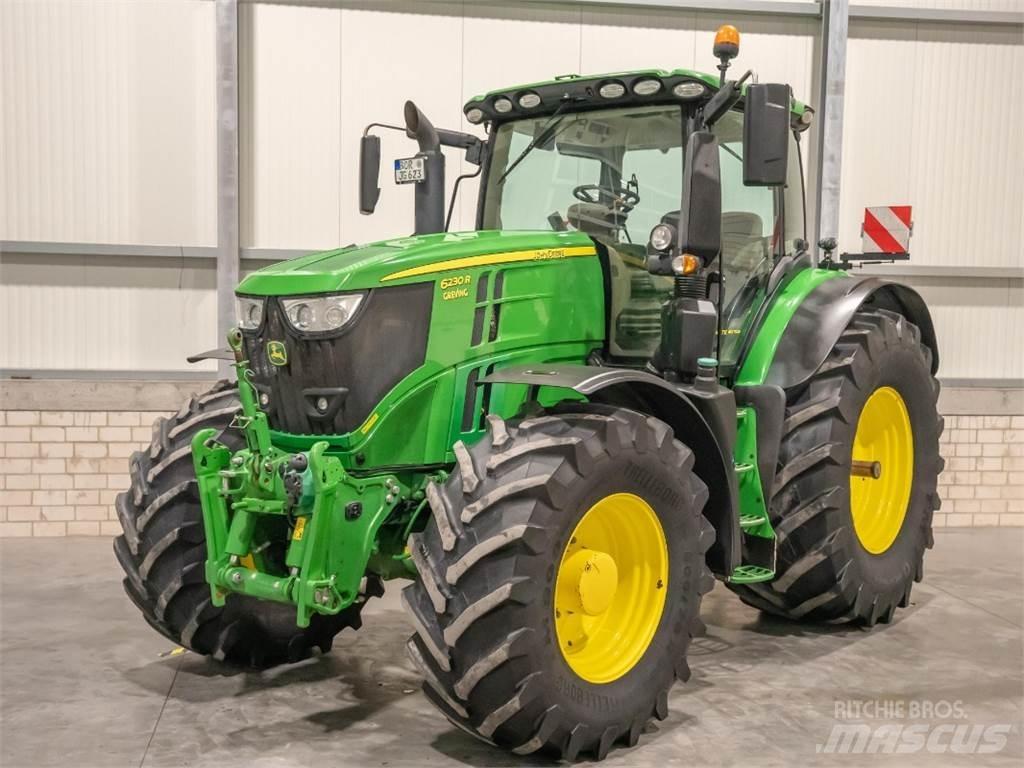 John Deere 6230R Tractoare