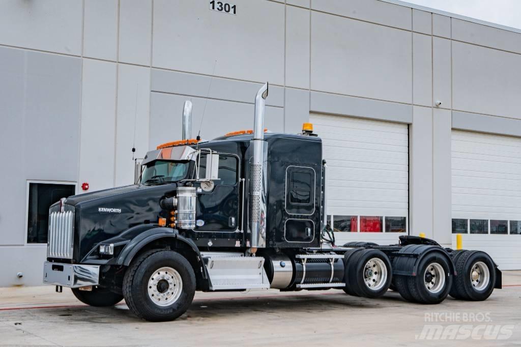 Kenworth T800 Autotractoare