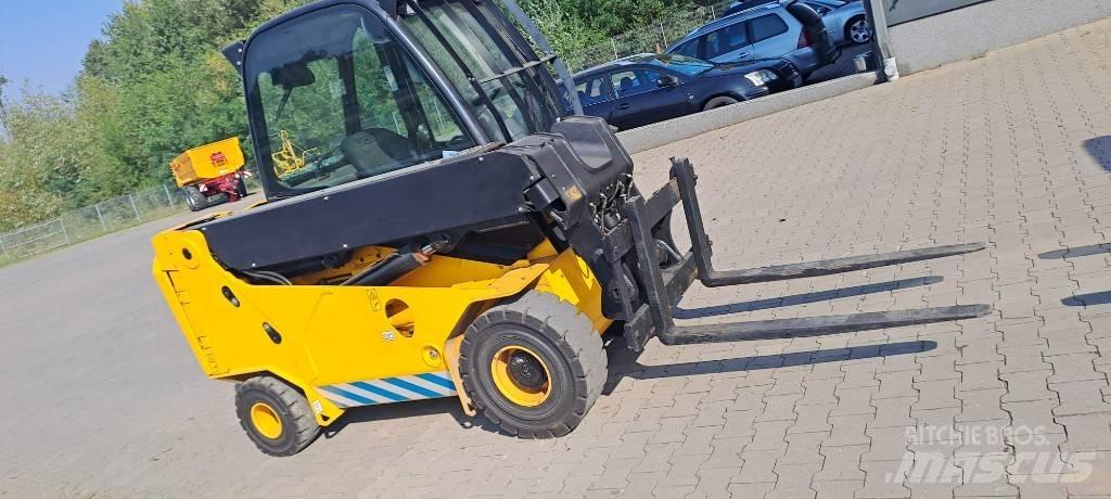 JCB TLT 30-19E 2WD Stivuitor electric