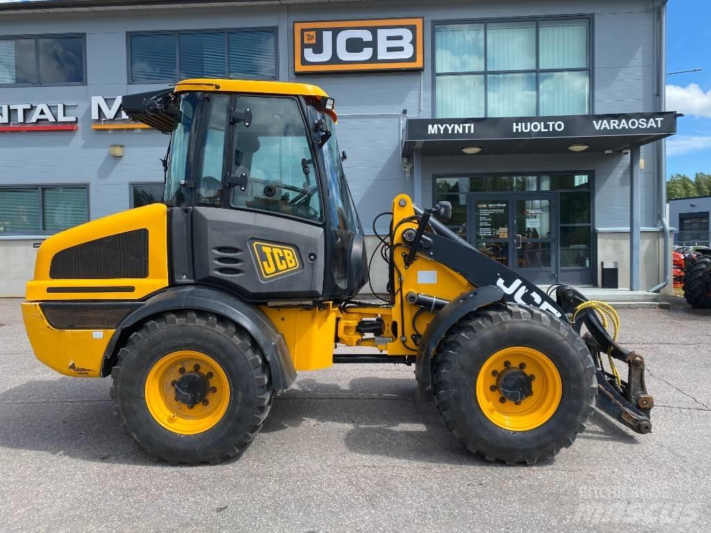 JCB 409 T4 Incarcator pe pneuri