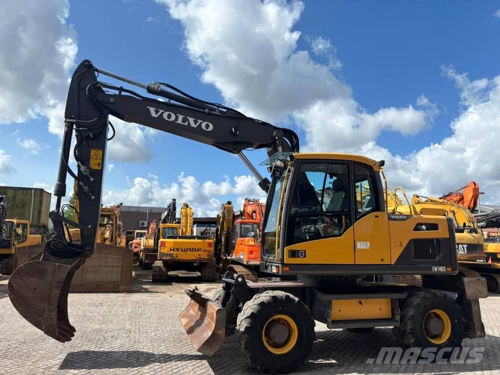 Volvo EW 140 D Excavatoare cu roti