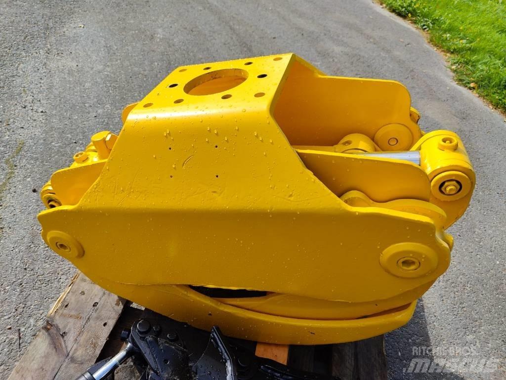 Komatsu G 28 Cupe forestiere