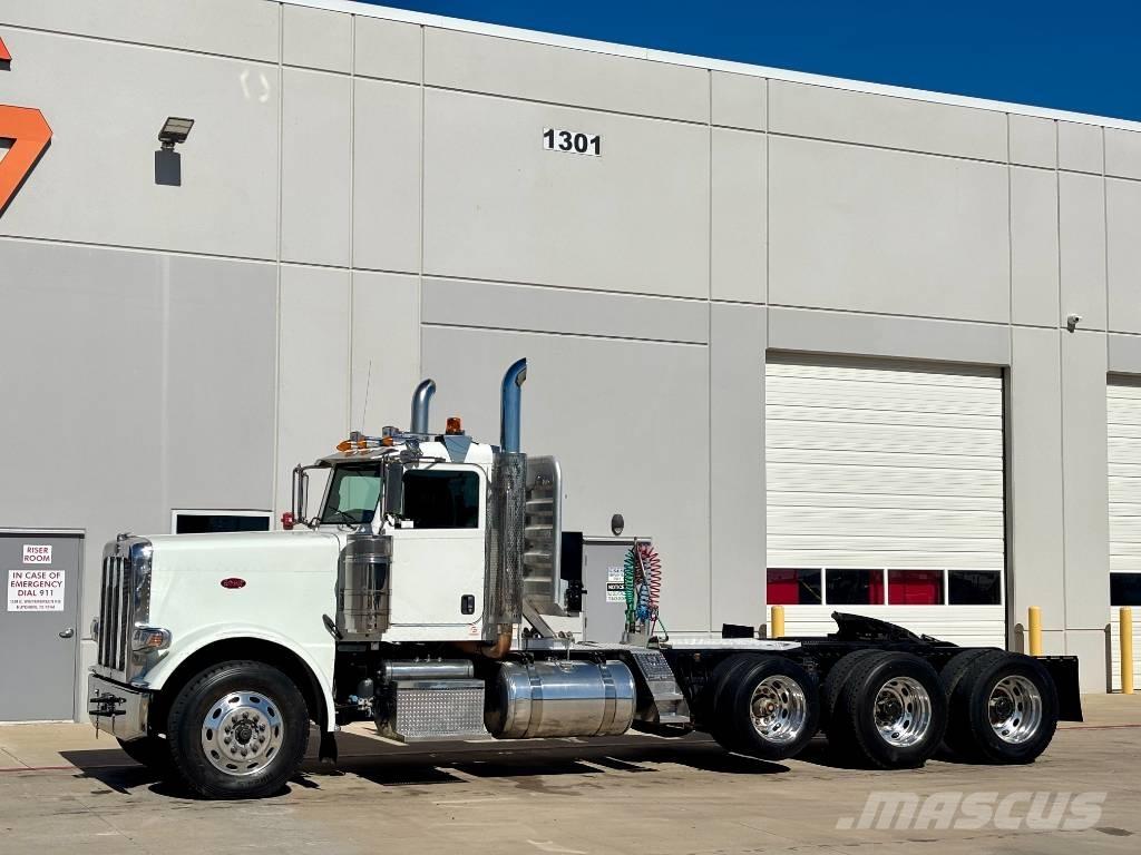 Peterbilt 388 Autotractoare