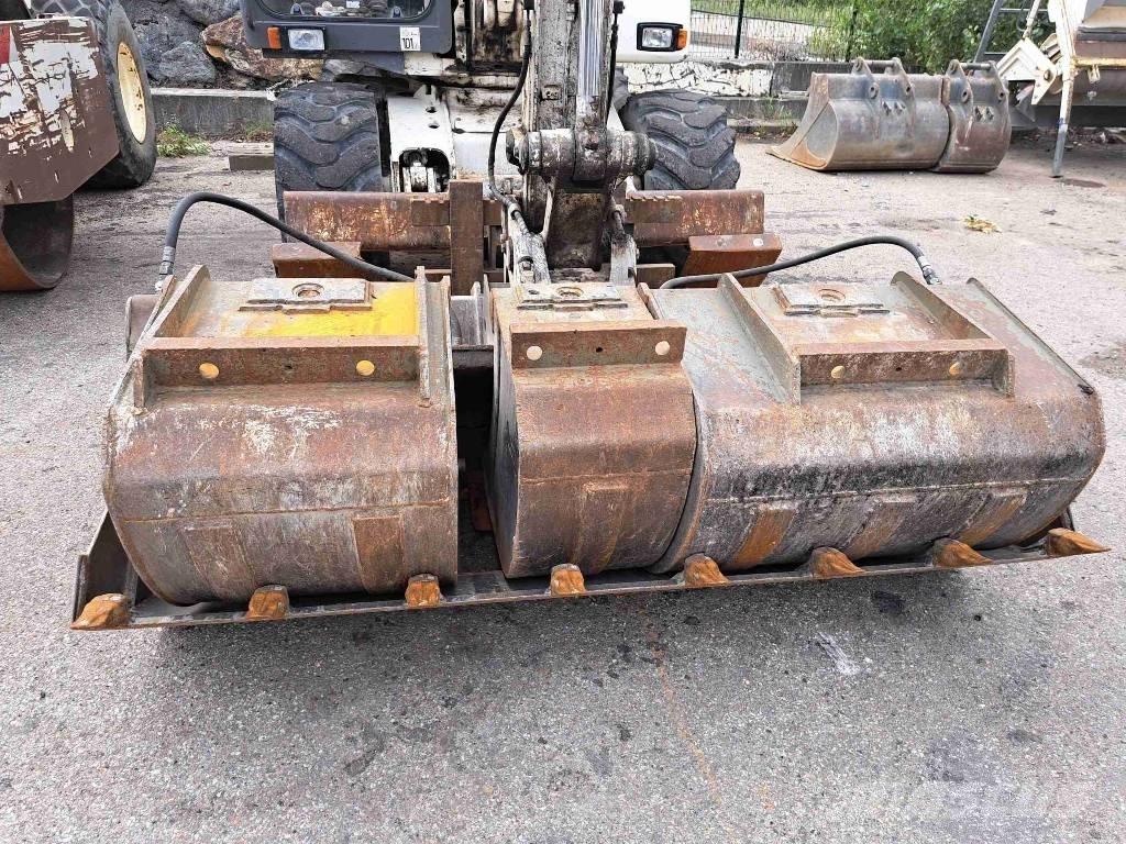 Mecalac 12 MTX Excavatoare cu roti