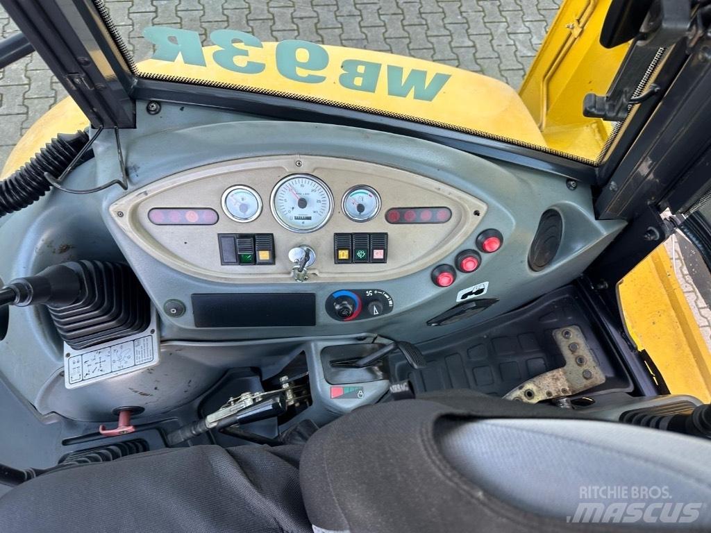 Komatsu WB93R Buldoexcavatoare