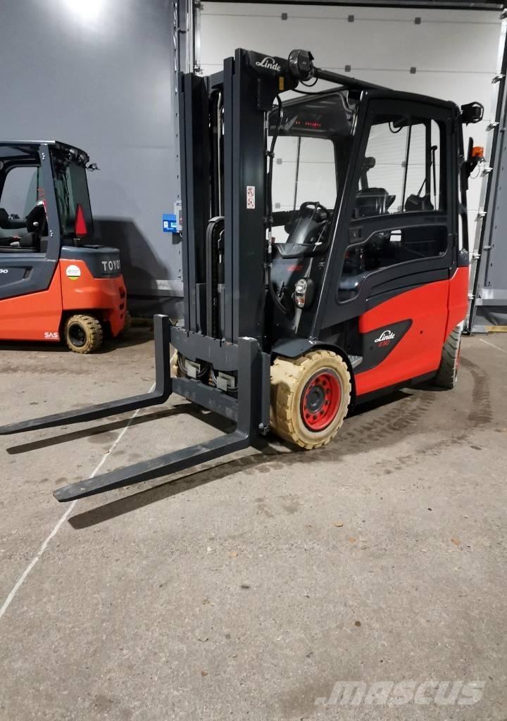 Linde E50HL-01 Stivuitor electric