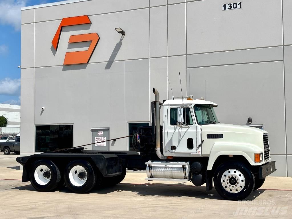 Mack CH 613 Vehicule de recuperare