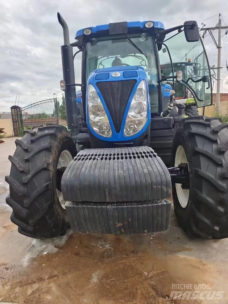 New Holland T1654 Tractoare