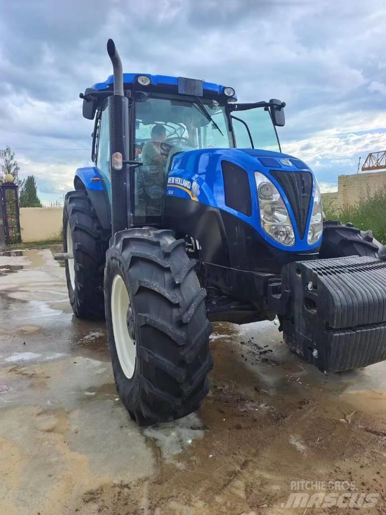 New Holland T1654 Tractoare