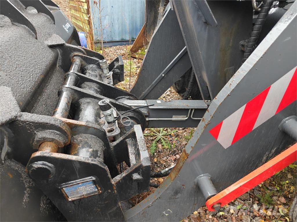 Doosan DL380-7 Incarcator pe pneuri