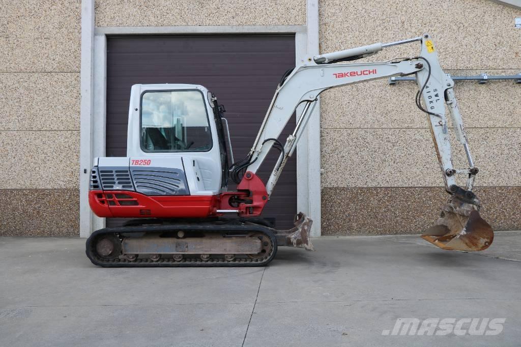 Takeuchi TB 250 Mini excavatoare < 7t