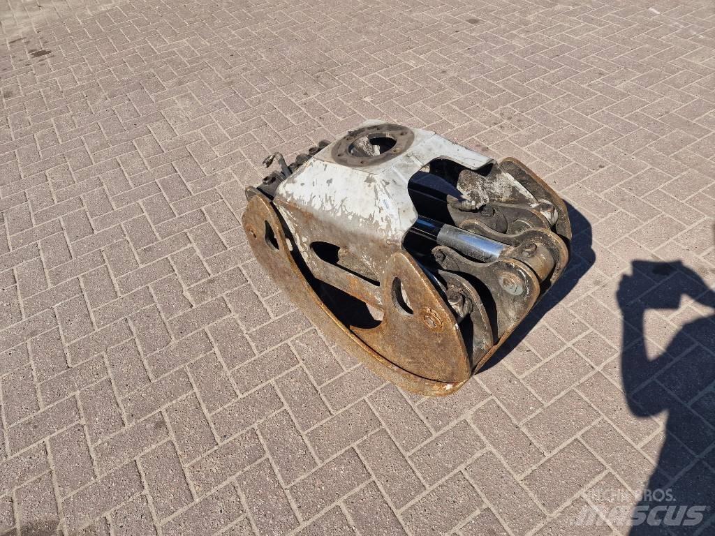 Komatsu G36 Utilaje forestiere - Altele