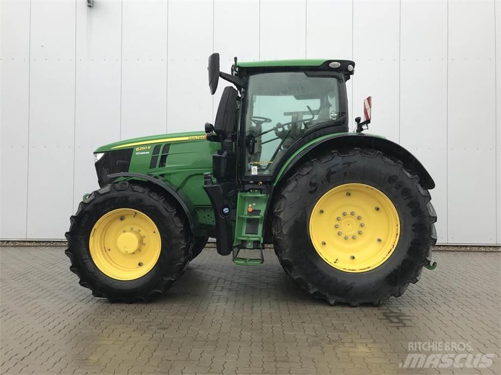 John Deere 6250R Tractoare