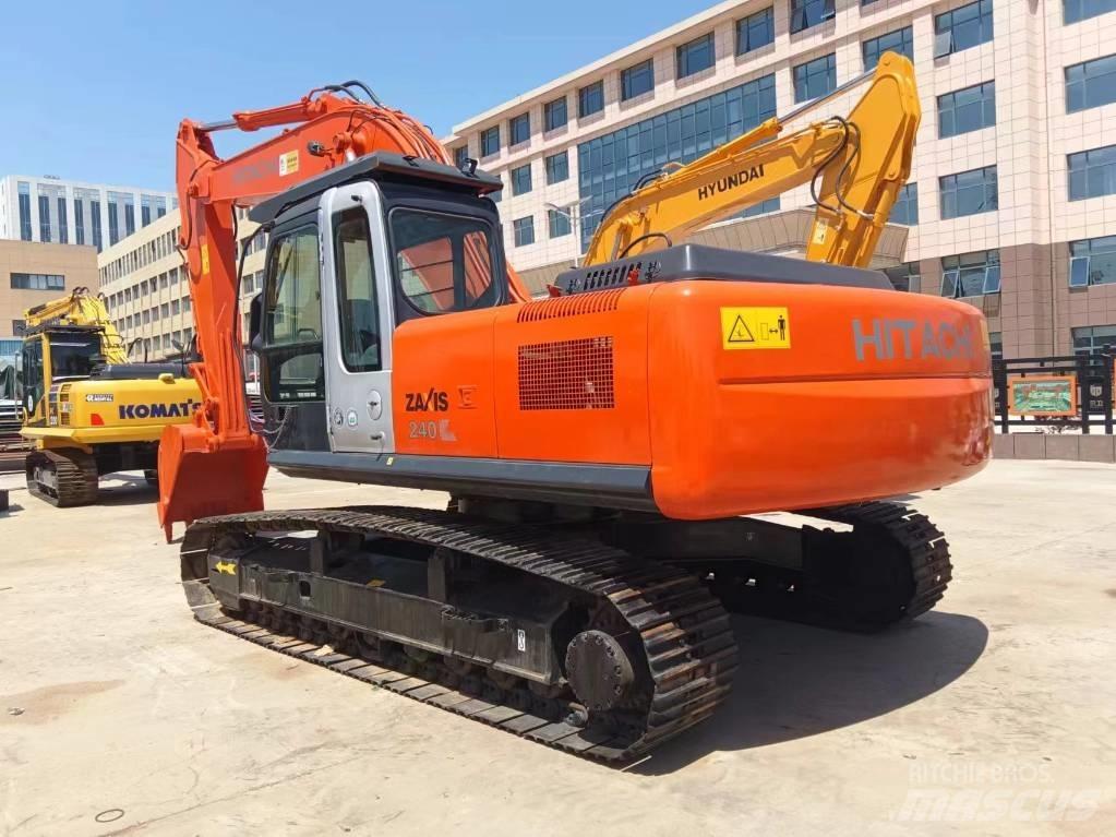 Hitachi ZX 240 Excavatoare pe șenile
