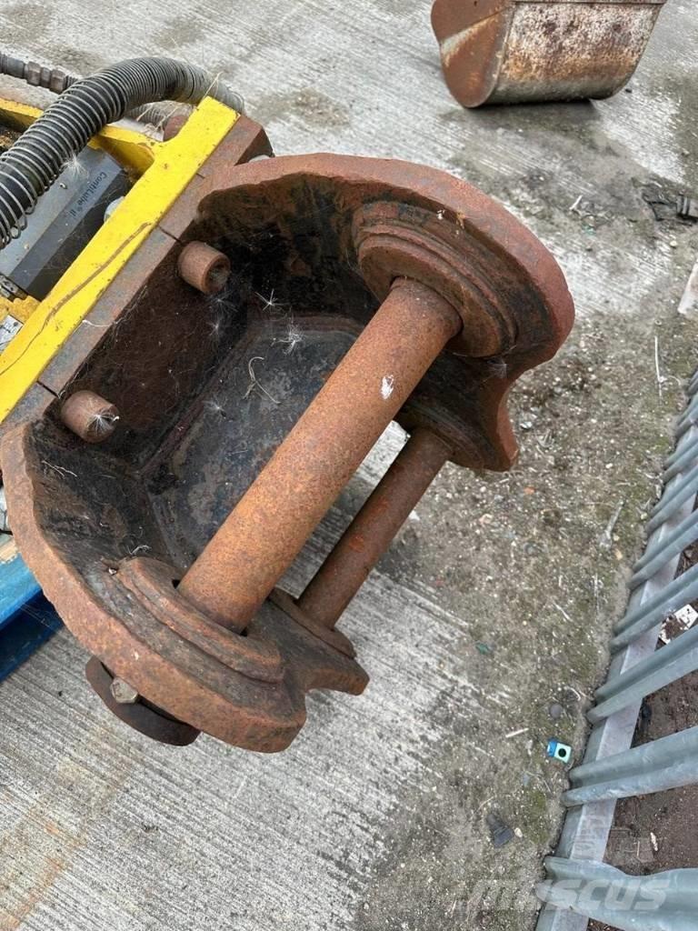 Atlas Copco MB 1200 Ciocane / Concasoare